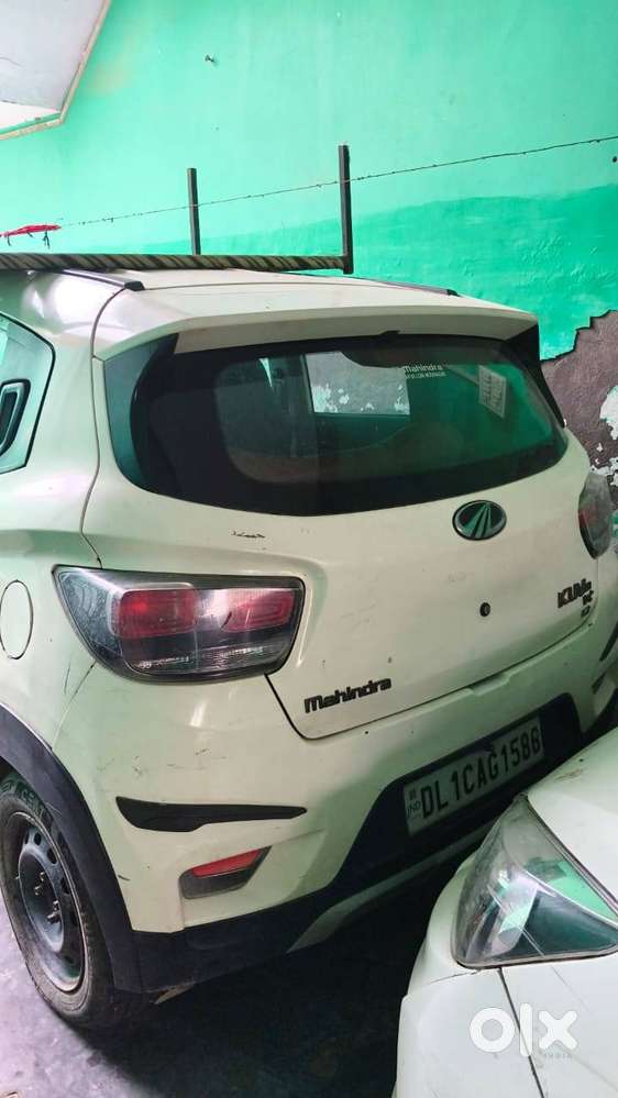 Mahindra Kuv 100 2018