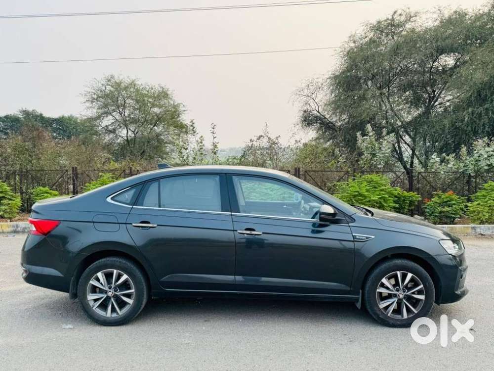 Skoda Slavia Style 1.5l Tsi Mt, 2022, Petrol