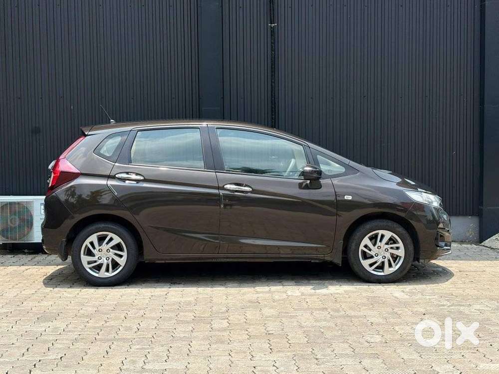 Honda Jazz V Cvt, 2022, Petrol