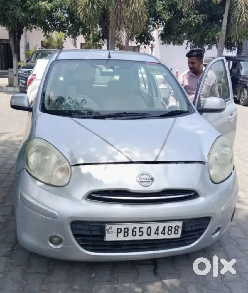 Nissan Micra Active 1.2 Xv 2012 Model