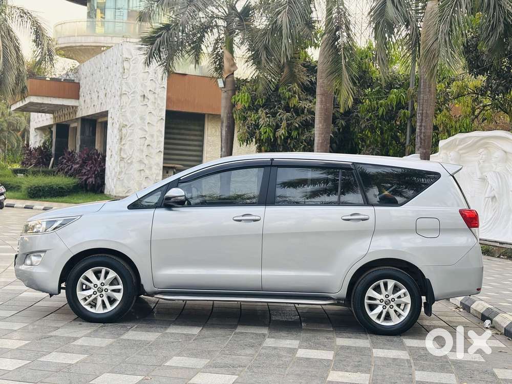 Toyota Innova Crysta 2.8 Gx At 8s, 2020, Diesel