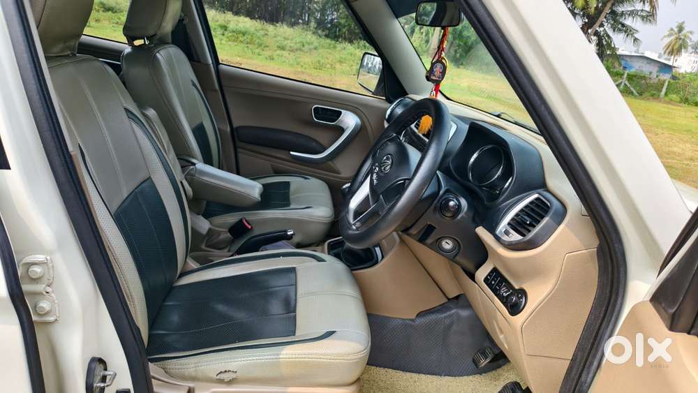 Mahindra Tuv 300 T8, 2016, Diesel