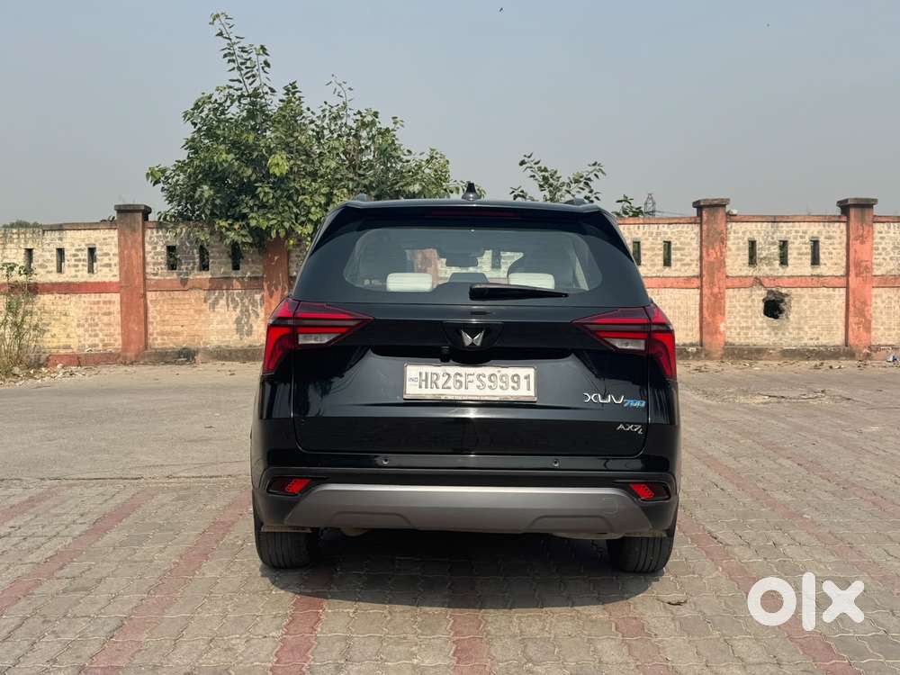 Mahindra Xuv700 2.0 Ax 7 Petrol At Luxury Pack Str, 2025, Petrol