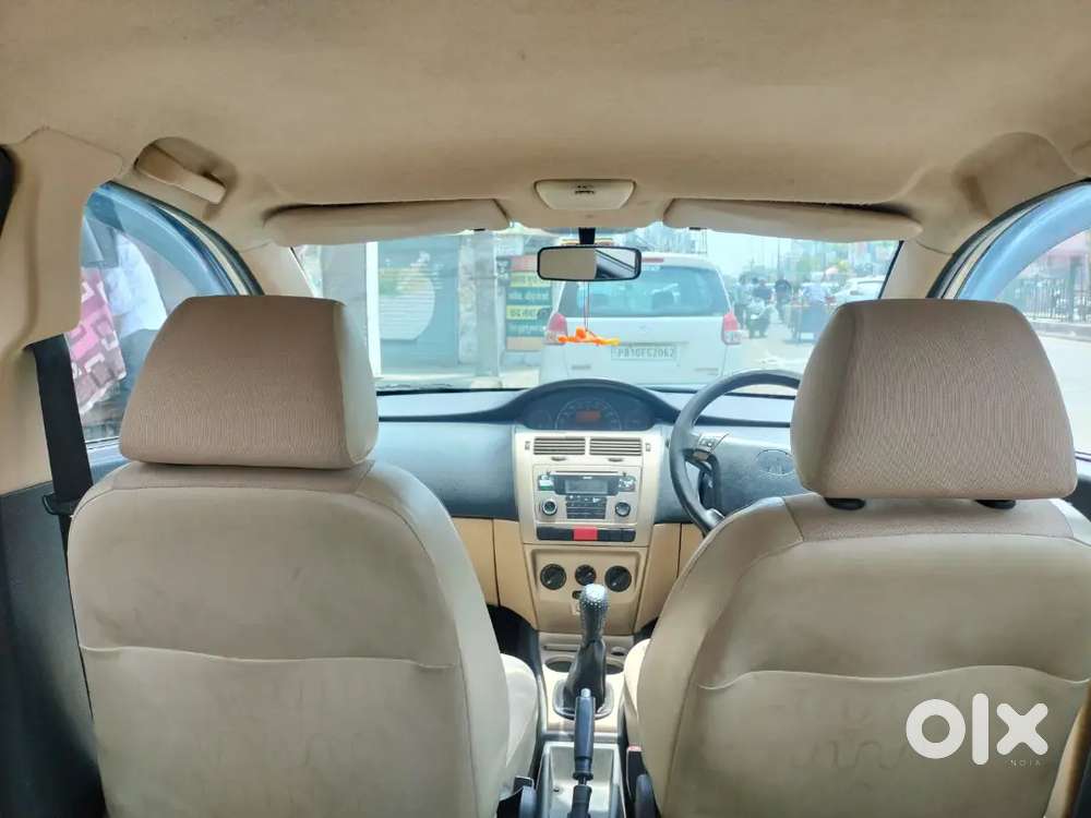 Tata Indica Vista 2015 Diesel 88000 Km Driven Urgent Sale