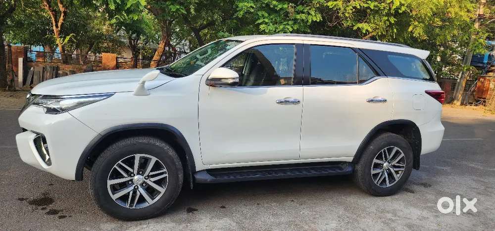 Toyota Fortuner 4x4 Automatic 2017 Diesel Excellent Condition