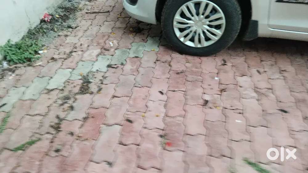 Maruti Suzuki Dzire Vxi 2013