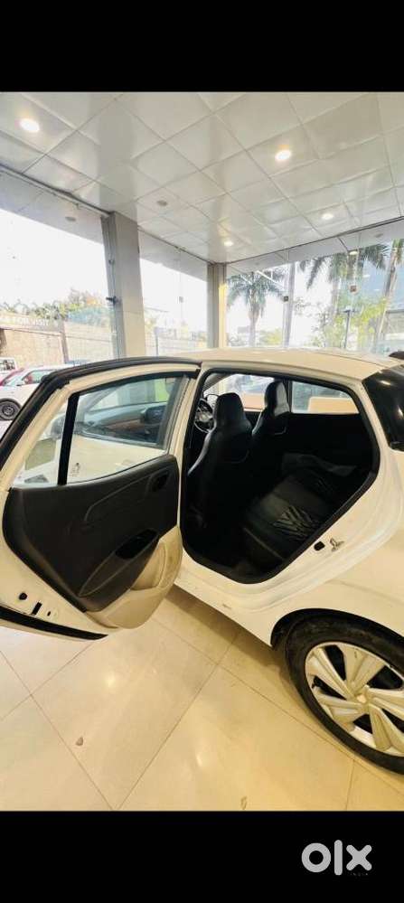 Hyundai Aura, 2021, Petrol