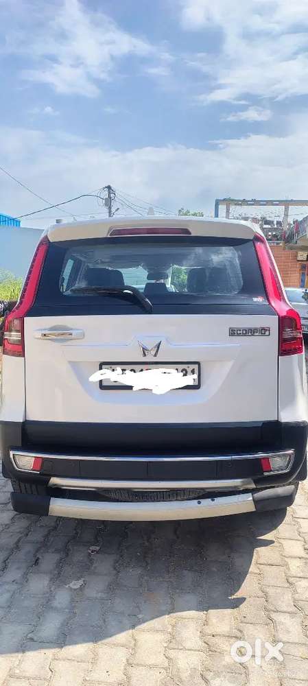 Mahindra Scorpio-n 2024 Petrol Manual