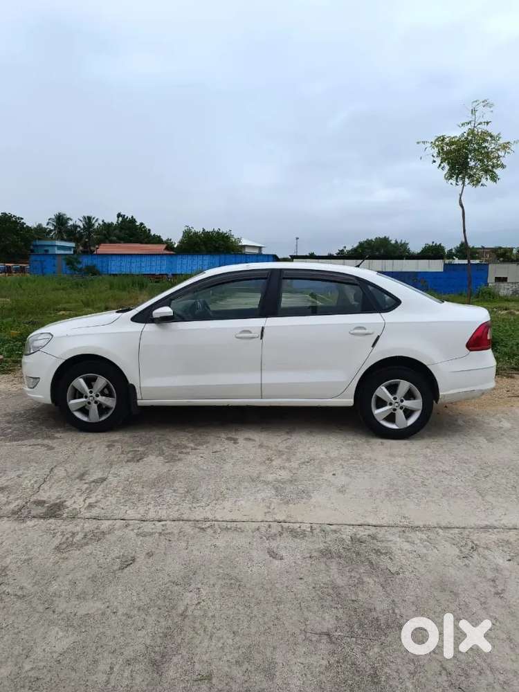 Skoda Rapid 2016 Diesel 110000 Km Driven
