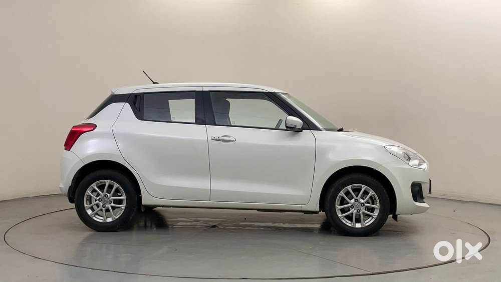 Maruti Suzuki Swift Amt Zxi, 2022, Petrol