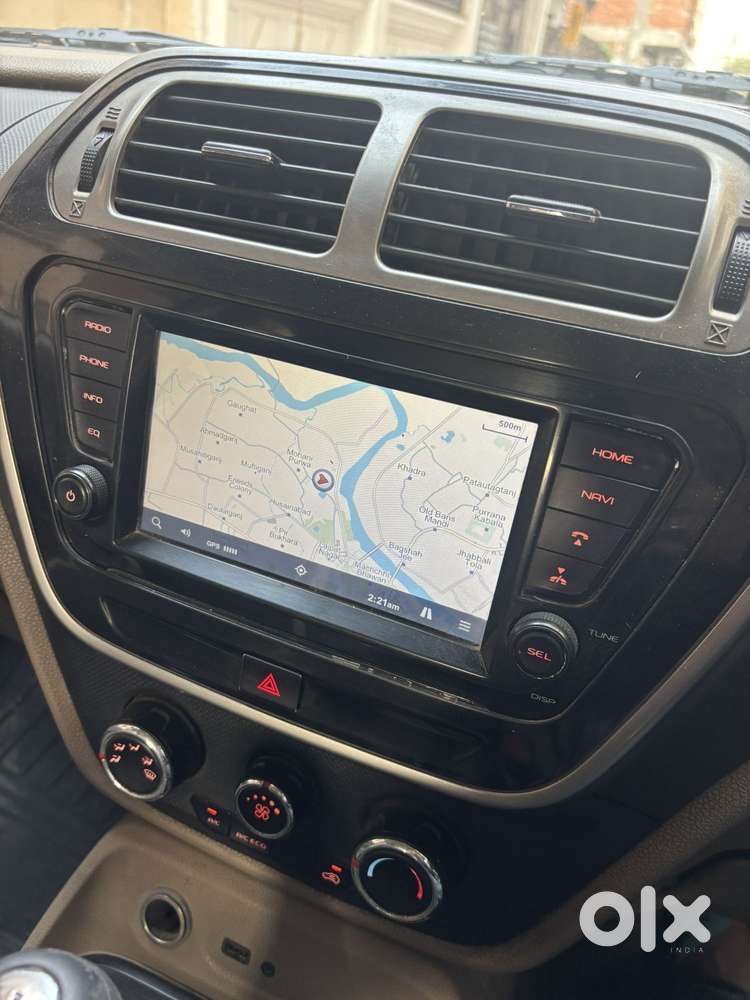 Mahindra Tuv 300 T10, 2019, Diesel