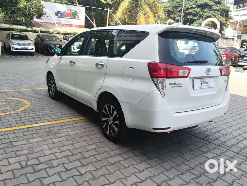 Toyota Innova Crysta [2020-ongoing] 2.4 Zx 7 Str, 2022, Diesel