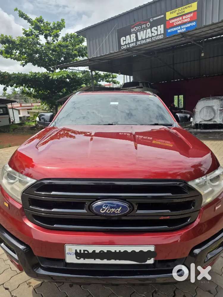 Ford Endeavour 2016