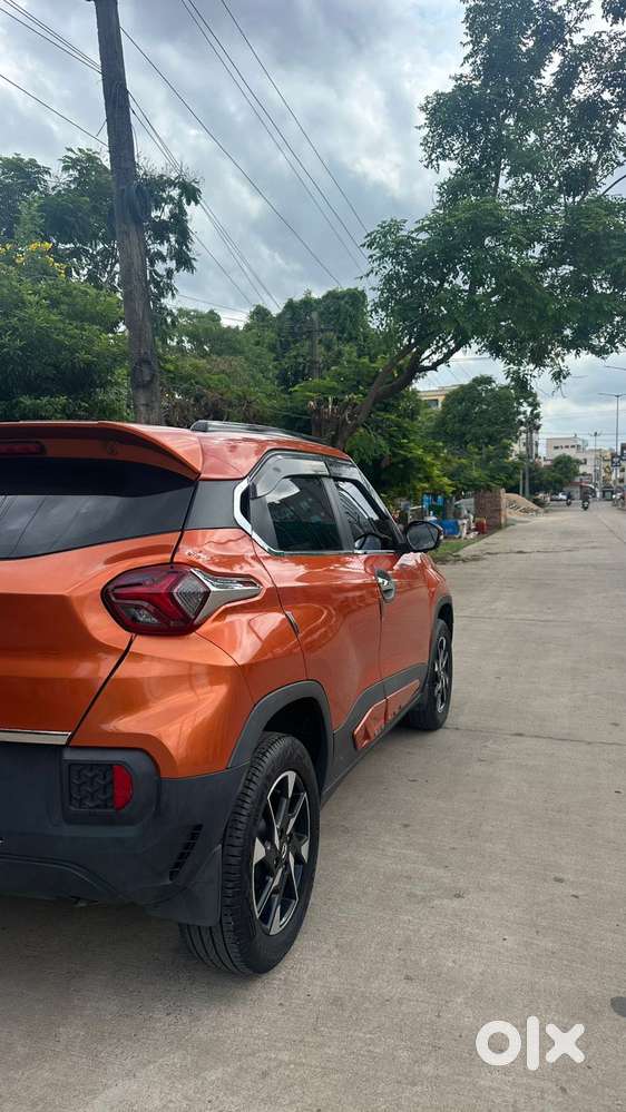 Tata Punch 1.2 Revotron Creative Dual Tone, 2022, Petrol