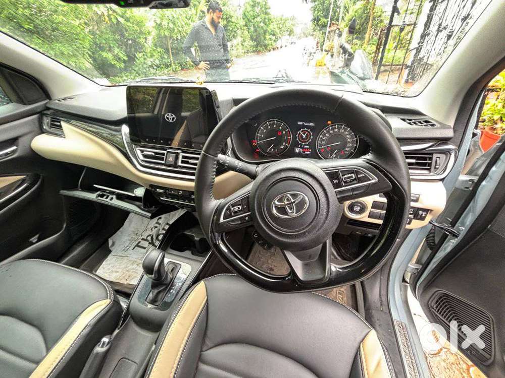 Toyota Glanza 1.2 V Amt, 2025, Petrol