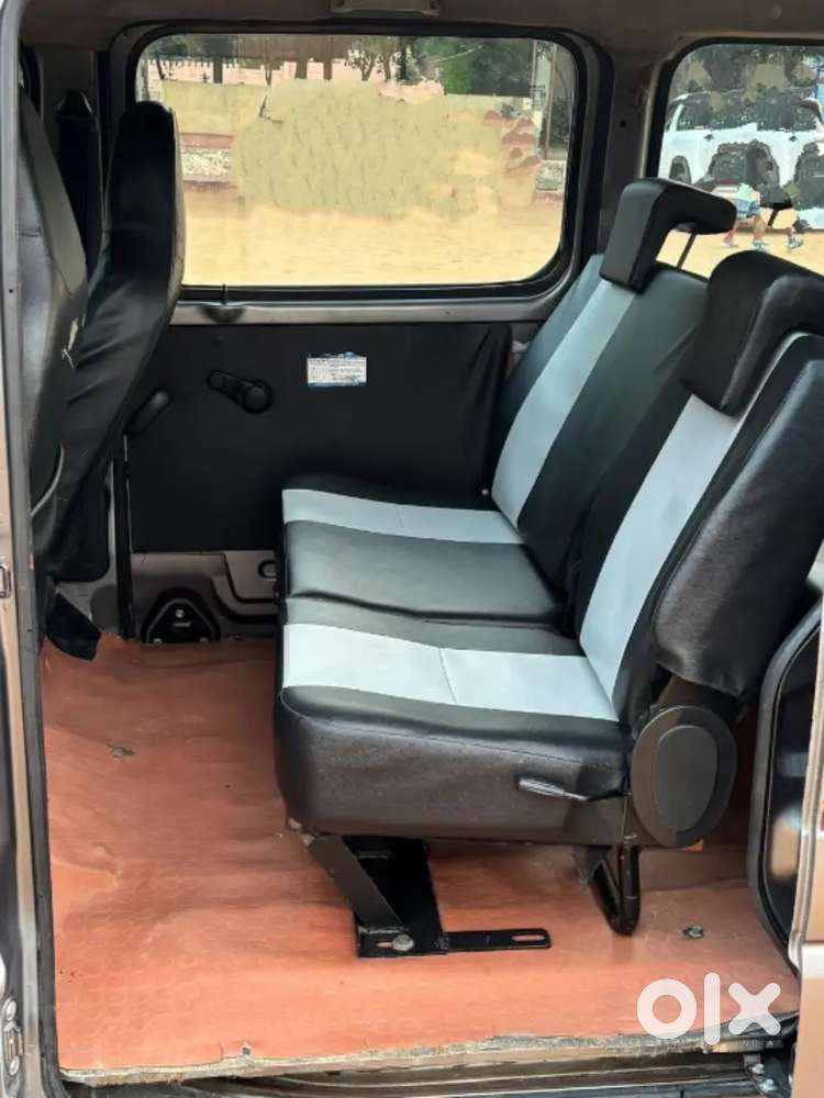Cng Gas Oetrol. Eeco Van Lpg