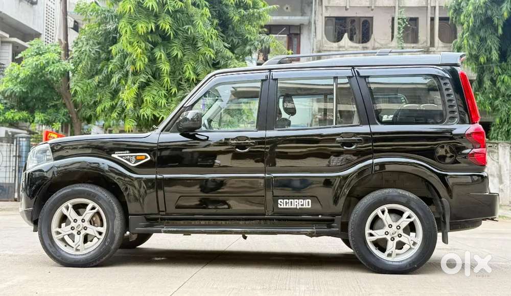 Mahindra Scorpio Classic 2015