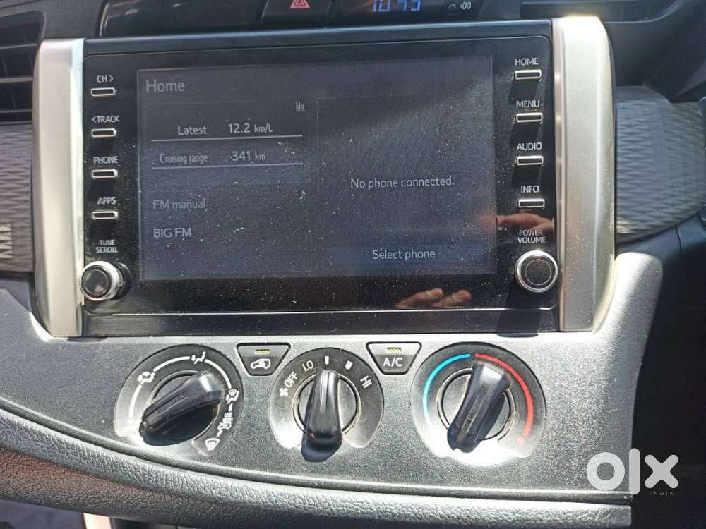 Toyota Innova Crysta 2.4 G Mt 8s, 2023, Diesel