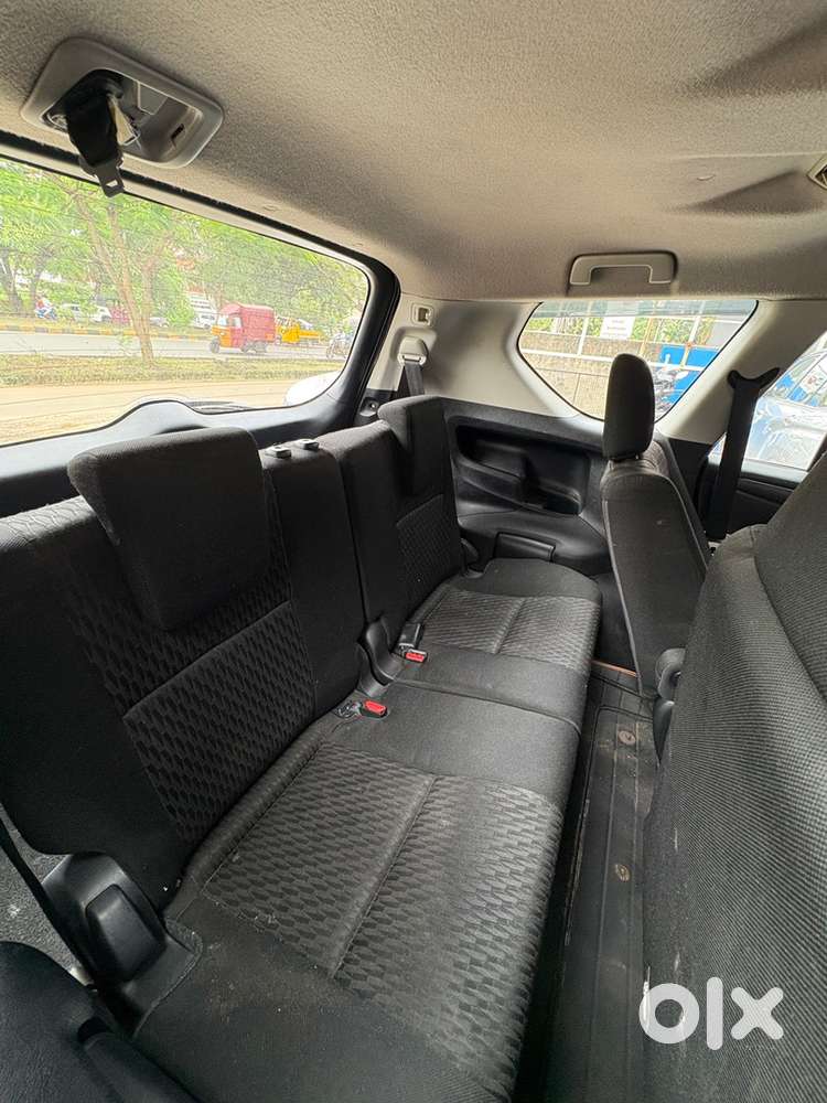Toyota Innova Crysta 2.4 G Mt (2018) &ndash; For Sale