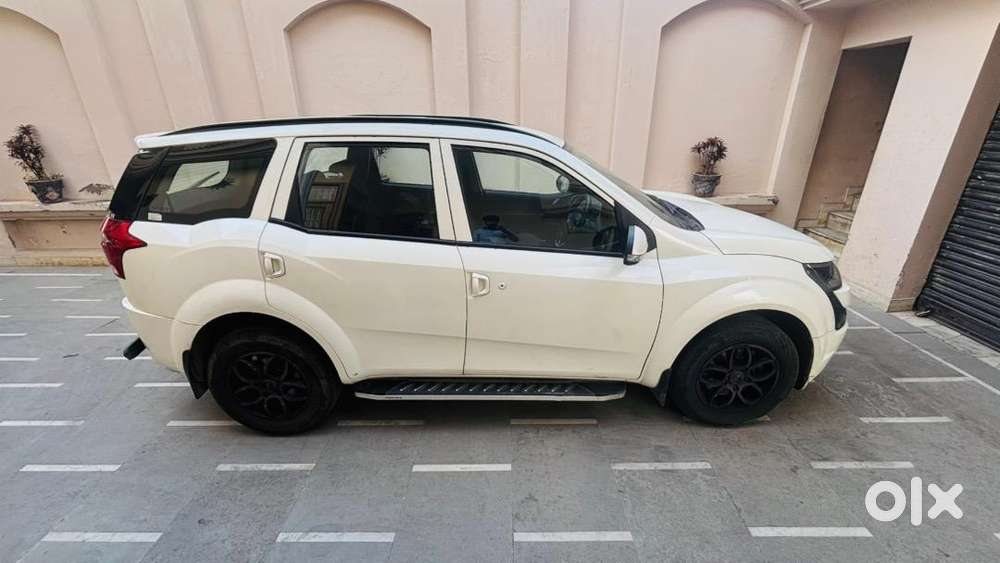 Mahindra Xuv500 2019 Diesel 94500 Km Driven