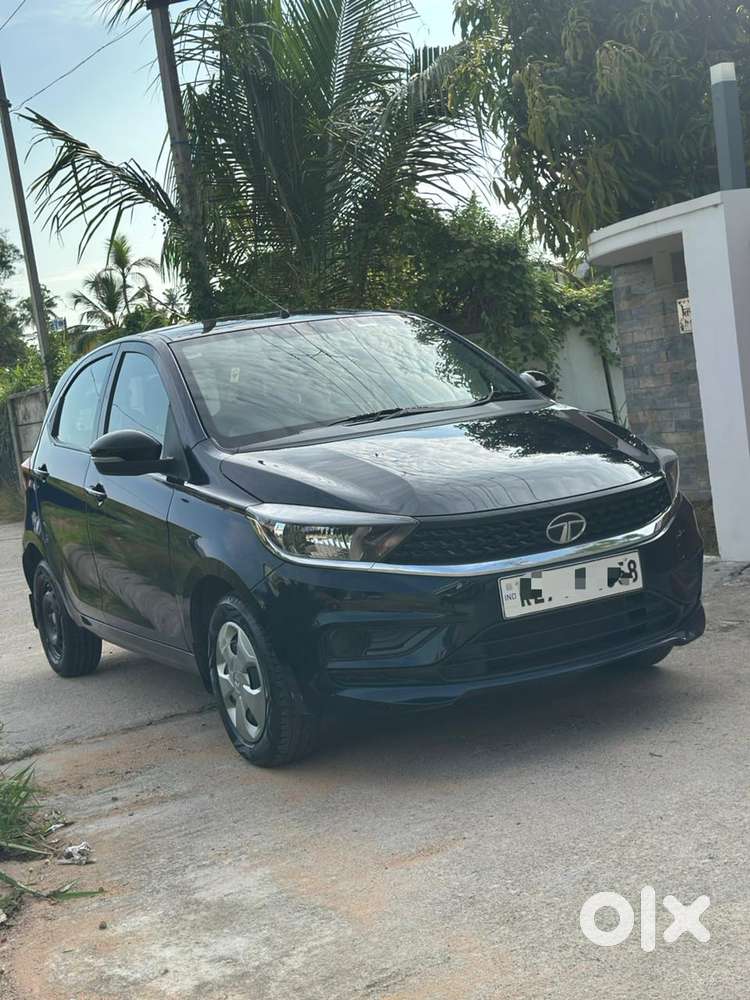 Tata Tiago 1.2 Revotron Xta, 2022, Petrol
