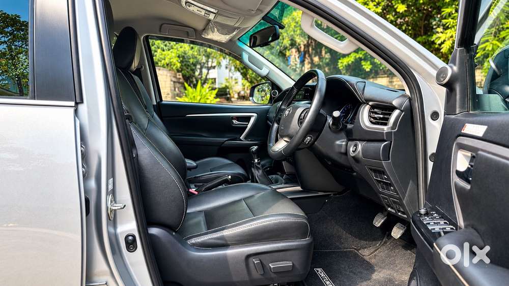 Toyota Fortuner [2021-ongoing] 2.8 2wd Diesel Mt, 2023, Diesel
