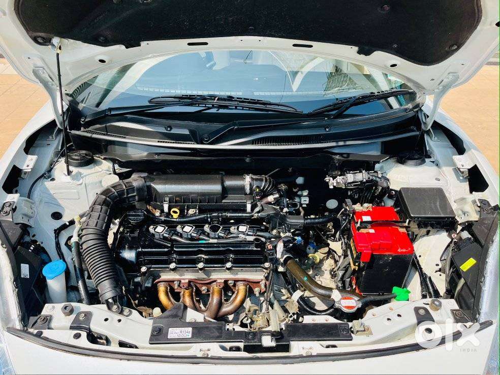 Maruti Suzuki Dzire 1.2 Vxi, 2018, Petrol