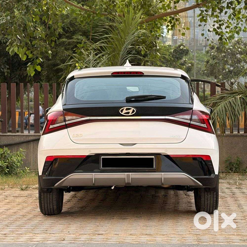 Hyundai I20 Asta (o) 1.2 Ivt, 2024, Petrol