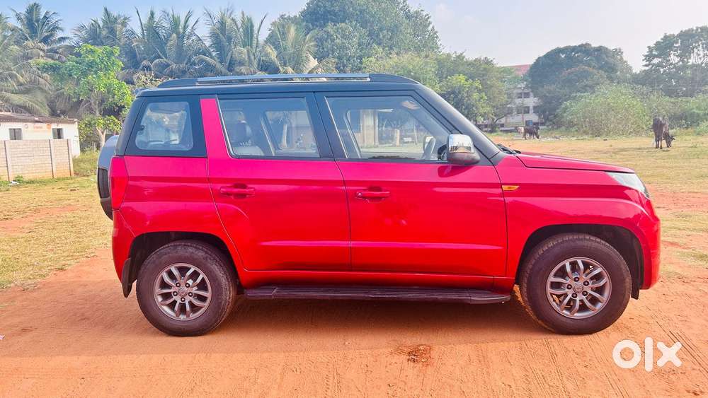 Mahindra Tuv 300 T10, 2018, Diesel