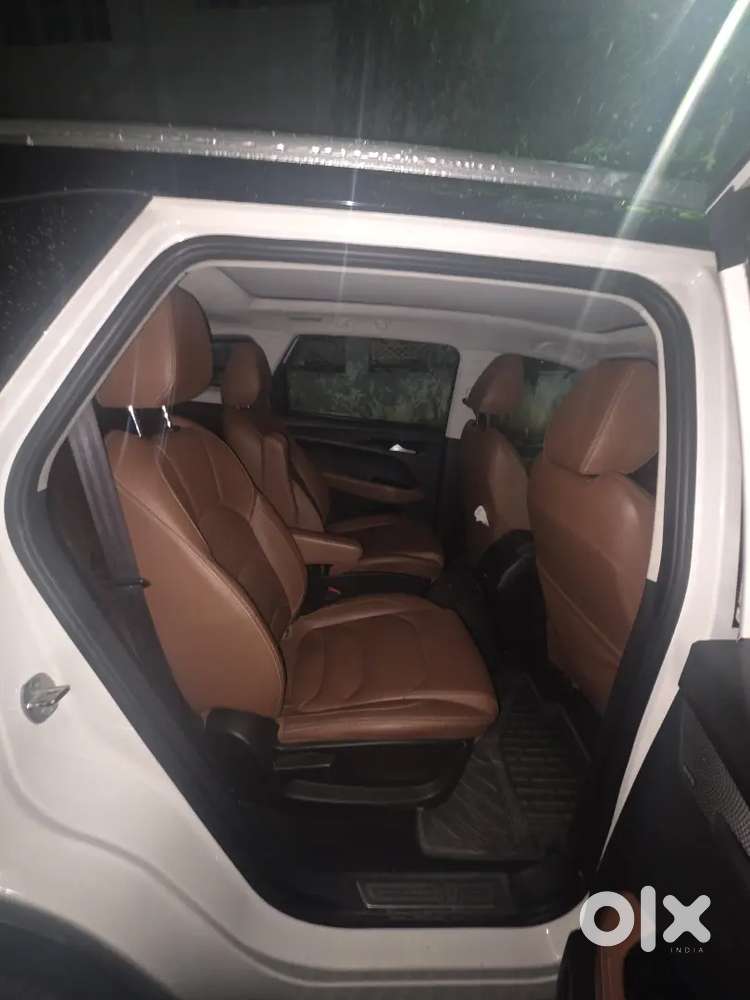 Mg Hector Toped Variant