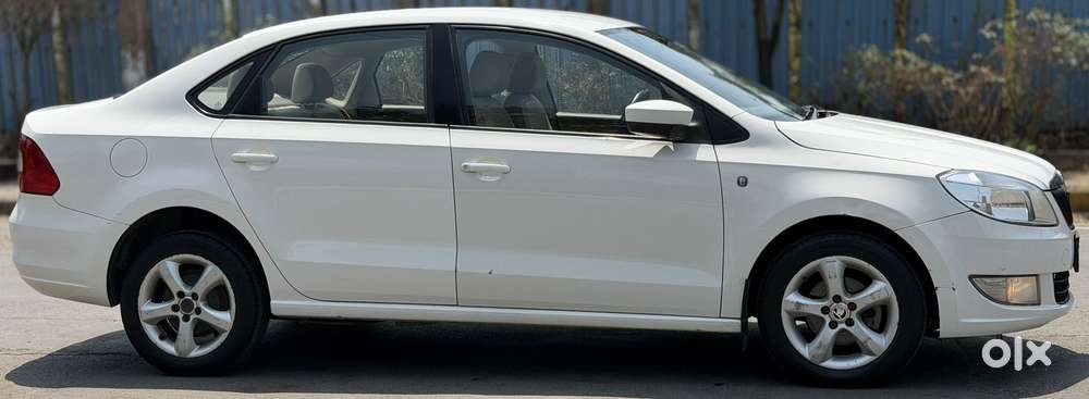 Skoda Rapid 1.5 Tdi Ambition Plus, 2015, Diesel