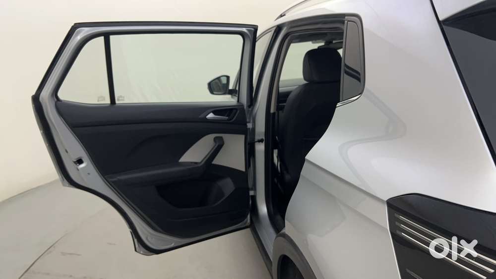 Volkswagen Taigun Topline 1.0 Tsi At (electric Seats), 2022, Petrol