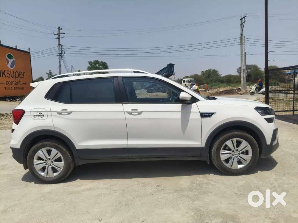 Skoda Kushaq Signature 1.0l Tsi Mt 2025 In Like Showroom Condition