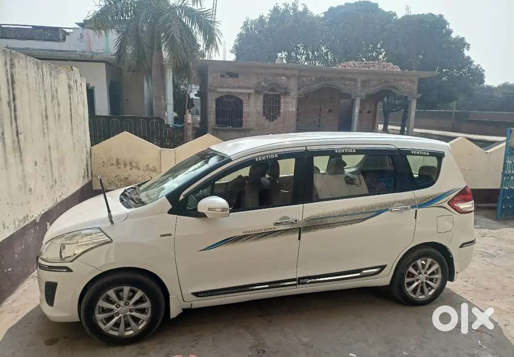 Maruti Suzuki Ertiga 2015 Diesel 102000 Km Driven