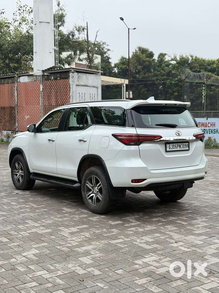 Toyota Fortuner 4x2 At 2.8 Diesel, 2023, Diesel