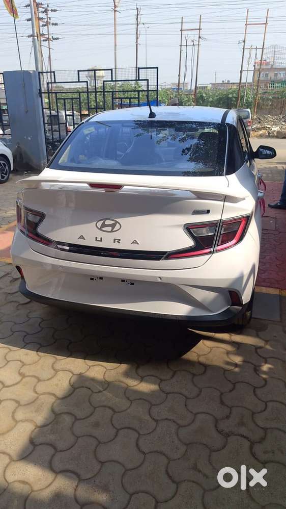 New Hyundai Aura Car Kam Sa Kam Downpymant Par Finance Kar Ka