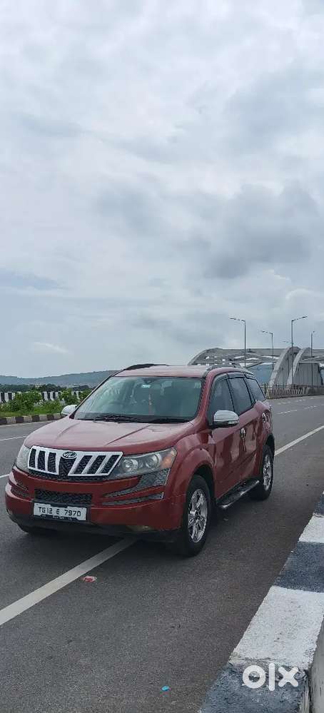 Mahindra Xuv500 Diesel 2012 With 113000 Km Driven