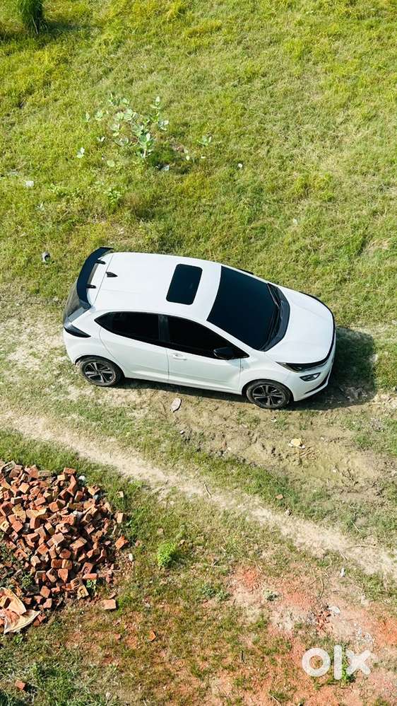Tata Altroz Icng Sunroof 2023