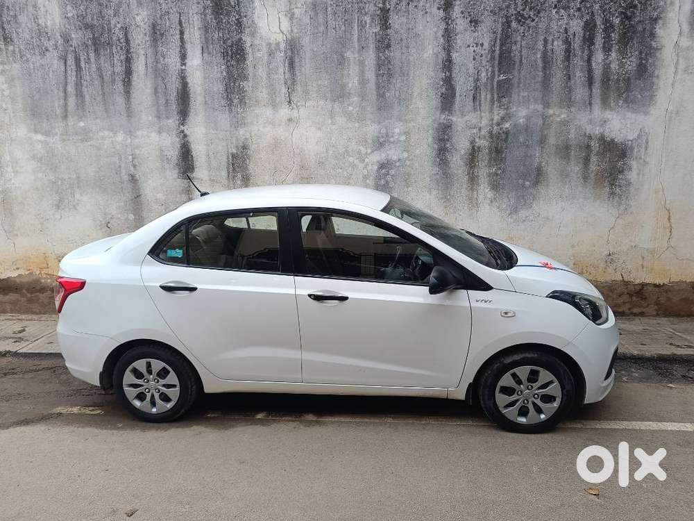 Hyundai Xcent 2015 Petrol 50700 Km Driven