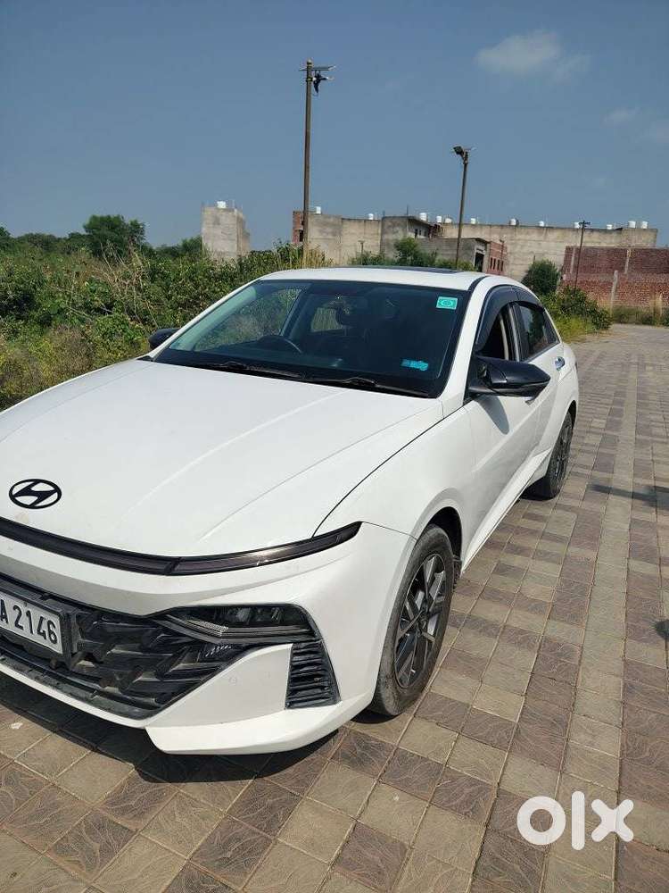 Hyundai Verna 1.5 Mpi Mt Sx (o), 2023, Petrol