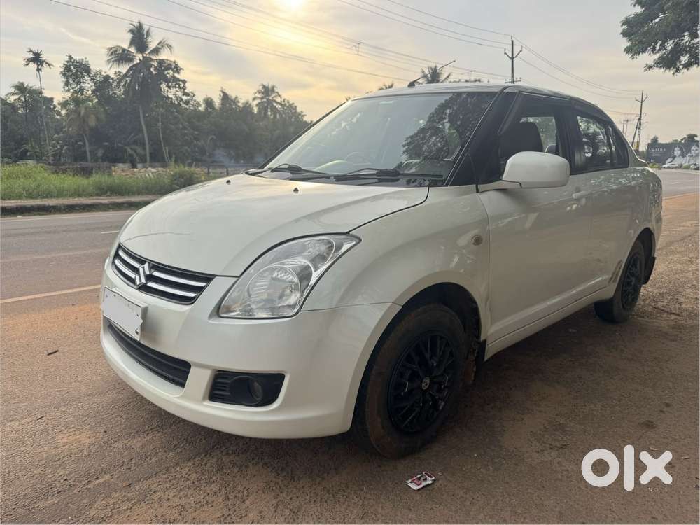 Maruti Suzuki Swift Dzire 1.2 Vxi Bsiv, 2011, Petrol