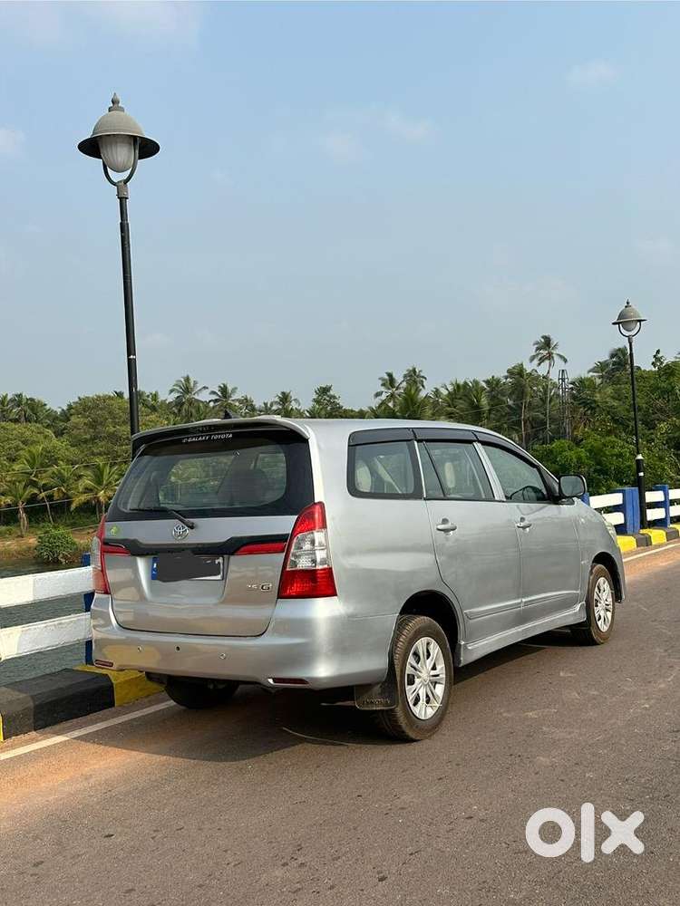 Toyota Innova 2015 Diesel 223000 Km Driven