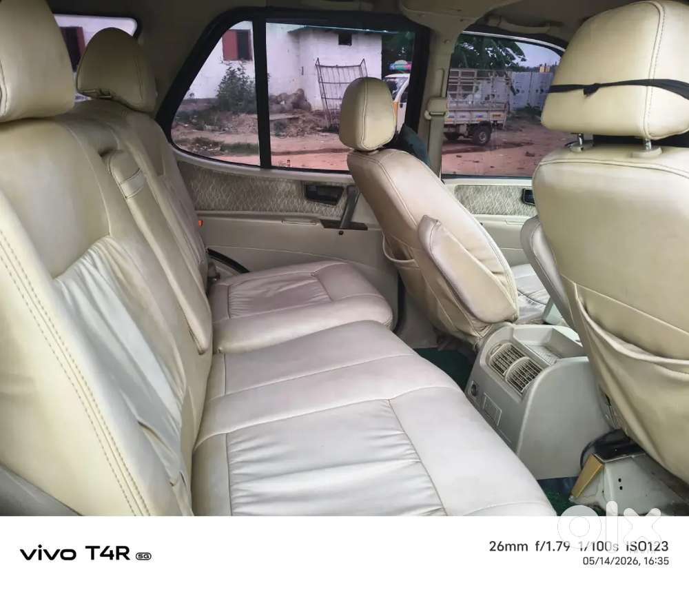 Tata Safari 2009