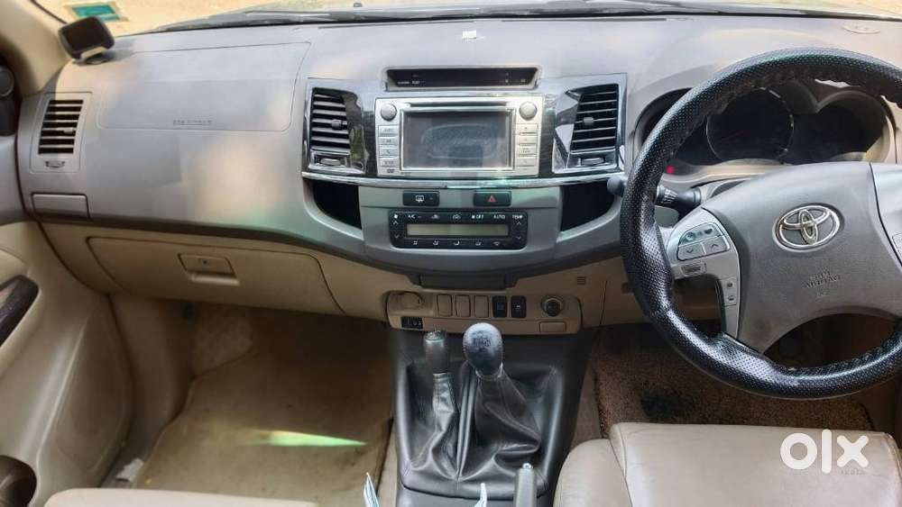 Toyota Fortuner 2011-2016 4x4 Mt, 2013, Diesel