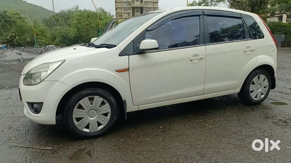 Ford Figo Diesel Zxi 2011