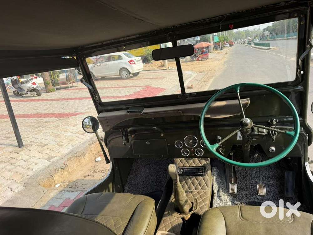 Mahindra Willy Jeep