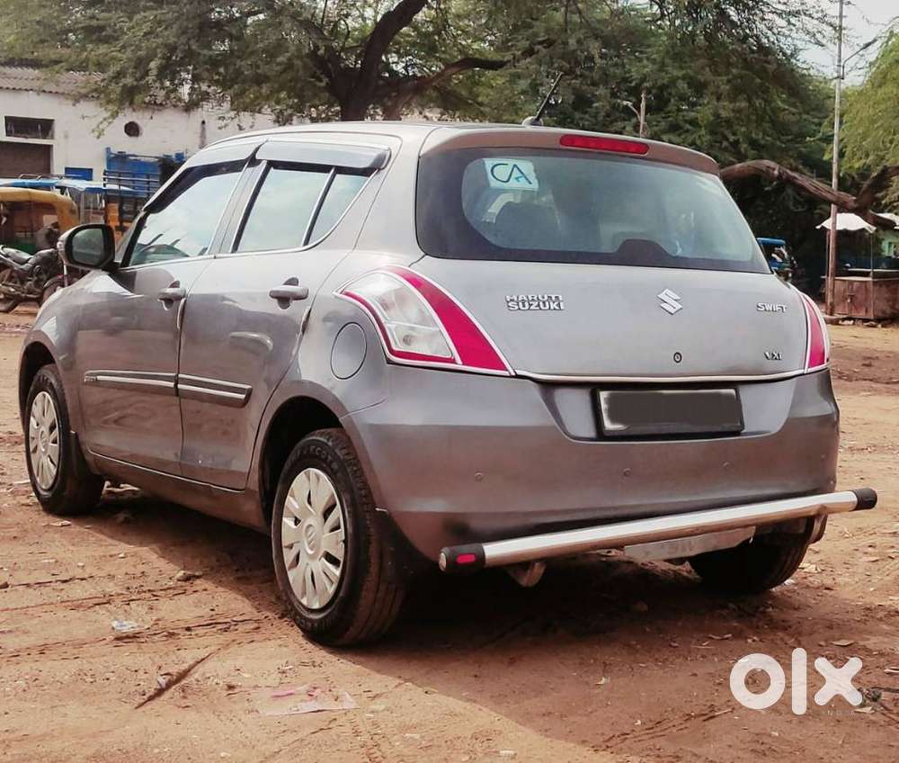 Maruti Suzuki Swift Vxi Abs Bsiv, 2014, Petrol