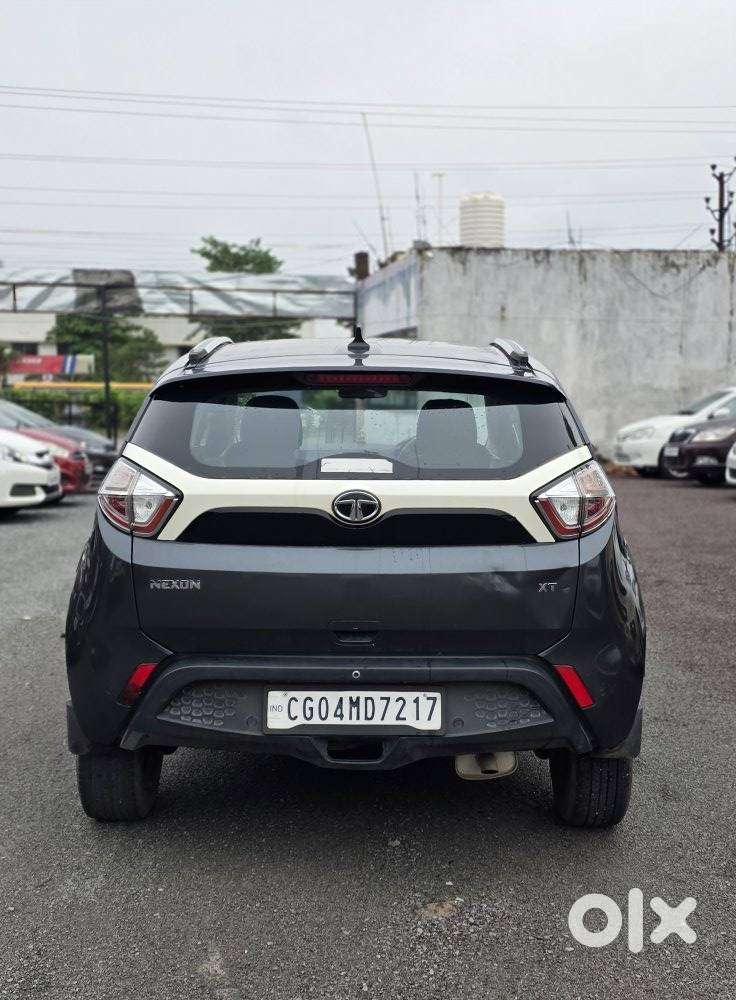 Tata Nexon 1.2 Revotron Xt, 2018, Petrol