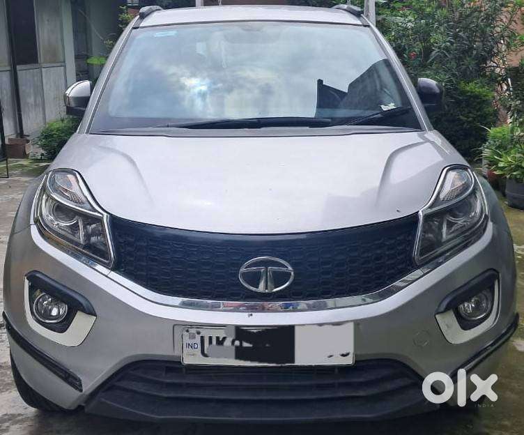 Tata Nexon Xza+ Automatic, Silver, Turbo Petrol, Done 33500 Kms