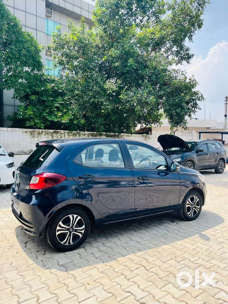 Tata Tiago 2023 1.2 Revotron Xt Petrol / Cng Variant